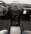 jeep wrangler 2011 sahara tan clear suv sport gasoline 6 cylinders 4 wheel drive automatic 81212