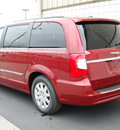 chrysler town and country 2011 red van touring l flex fuel 6 cylinders front wheel drive 6 speed automatic 47130