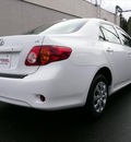 toyota corolla 2009 white sedan le gasoline 4 cylinders front wheel drive automatic 98012