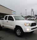 toyota tacoma 2006 white prerunner v6 trd gasoline 6 cylinders rear wheel drive automatic 27215