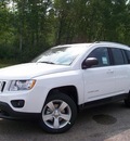 jeep compass 2011 white suv gasoline 4 cylinders 2 wheel drive not specified 44024
