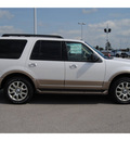 ford expedition 2011 white suv xlt rad flex fuel 8 cylinders 2 wheel drive 6 speed automatic 77388
