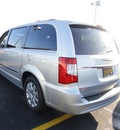 chrysler town and country 2011 silver van touring l flex fuel 6 cylinders front wheel drive 6 speed automatic 60915