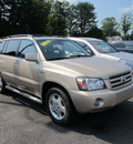 toyota highlander 2005 tan suv gasoline 6 cylinders all whee drive automatic 13502
