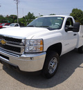 chevrolet silverado 2500 2011 white 8 cylinders automatic 60007