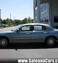 lincoln town car 2003 blue sedan signature gasoline 8 cylinders sohc rear wheel drive automatic with overdrive 33912