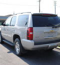chevrolet tahoe 2008 silver suv lt gasoline 8 cylinders 2 wheel drive automatic 27591