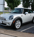 mini cooper 2010 silver hatchback cooper gasoline 4 cylinders front wheel drive 6 speed manual 27616