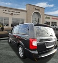 chrysler town and country 2011 dk gray van touring l flex fuel 6 cylinders front wheel drive 6 speed automatic 60915