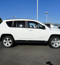 jeep compass 2011 white suv sport gasoline 4 cylinders 2 wheel drive automatic 60915