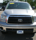 toyota tundra 2010 gray gasoline 8 cylinders 4 wheel drive automatic 13502