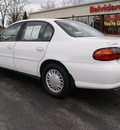 chevrolet malibu 2001 white sedan gasoline 6 cylinders front wheel drive automatic 61008