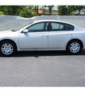 nissan altima 2010 silver sedan s gasoline 4 cylinders front wheel drive not specified 28677