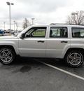 jeep patriot 2010 gray suv sport gasoline 4 cylinders 4 wheel drive automatic 60915