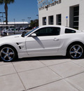 ford mustang 2011 white coupe gt gasoline 8 cylinders rear wheel drive automatic with overdrive 32401