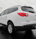 chevrolet traverse 2010 white suv lt gasoline 6 cylinders all whee drive automatic 45344