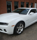 chevrolet camaro 2011 white coupe lt gasoline 6 cylinders rear wheel drive automatic 60007