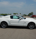 ford mustang 2011 white coupe gt gasoline 8 cylinders rear wheel drive manual 46168