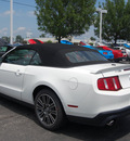ford mustang 2011 white premum gasoline 8 cylinders rear wheel drive automatic 46168