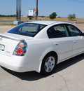nissan altima 2003 white sedan 2 5 s gasoline 4 cylinders dohc front wheel drive automatic 76087