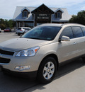 chevrolet traverse 2010 gold suv lt gasoline 6 cylinders front wheel drive automatic 76087
