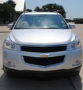 chevrolet traverse 2010 silver suv lt gasoline 6 cylinders all whee drive automatic 76087