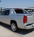 cadillac escalade ext 2010 silver suv flex fuel 8 cylinders all whee drive automatic 76087