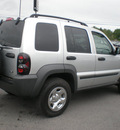 jeep liberty 2006 silver suv sport gasoline 6 cylinders 4 wheel drive automatic with overdrive 13502