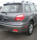 mitsubishi outlander 2005 gray suv ls gasoline 4 cylinders front wheel drive automatic 13502