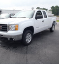 gmc sierra 1500 2011 white pickup truck sle flex fuel 8 cylinders 2 wheel drive automatic with overdrive 28557