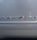 gmc yukon xl 2011 white suv slt 1500 flex fuel 8 cylinders 4 wheel drive automatic with overdrive 28557