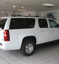 chevrolet suburban 2011 white suv lt 1500 flex fuel 8 cylinders 4 wheel drive automatic with overdrive 55391
