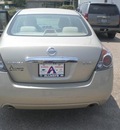 nissan altima 2010 gold sedan gasoline 4 cylinders front wheel drive not specified 78064