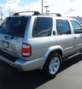 nissan pathfinder 2002 silver suv le 4wd gasoline 6 cylinders 4 wheel drive automatic 55420