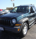 jeep liberty 2005 green suv sport gasoline 6 cylinders 4 wheel drive automatic 60443