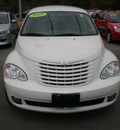 chrysler pt cruiser 2009 white wagon touring gasoline 4 cylinders front wheel drive automatic with overdrive 13502