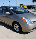 toyota prius 2009 beige hatchback standard hybrid 4 cylinders front wheel drive automatic 75228