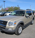 ford explorer 2006 gold suv xlt gasoline 6 cylinders 4 wheel drive automatic with overdrive 13502