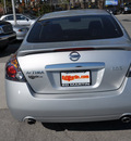 nissan altima 2009 silver sedan 2 5 s gasoline 4 cylinders front wheel drive automatic 46219