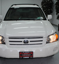 toyota highlander 2005 white suv gasoline 6 cylinders front wheel drive automatic 91731