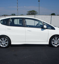 honda fit 2009 white hatchback sport gasoline 4 cylinders front wheel drive 5 speed automatic 47129