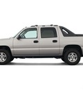 chevrolet avalanche 2005 flex fuel 8 cylinders 4 wheel drive not specified 44060