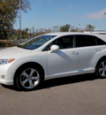 toyota venza 2009 white wagon awd gasoline 6 cylinders all whee drive automatic 56001