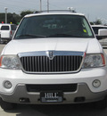 lincoln navigator 2003 white suv gasoline 8 cylinders dohc rear wheel drive automatic 33884