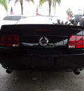 ford mustang 2006 black coupe gt premium gasoline 8 cylinders rear wheel drive automatic 33157