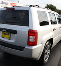 jeep patriot 2009 silver suv sport gasoline 4 cylinders 2 wheel drive automatic 07730