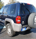 jeep liberty 2004 patriot blue suv sport gasoline 6 cylinders 4 wheel drive automatic with overdrive 07701