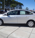 ford focus 2012 silver sedan se gasoline 4 cylinders front wheel drive automatic 32401