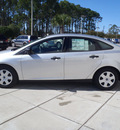 ford focus 2012 silver sedan s gasoline 4 cylinders front wheel drive 5 speed manual 32401