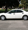 dodge stratus 2004 white sedan se gasoline 4 cylinders dohc front wheel drive automatic 80110